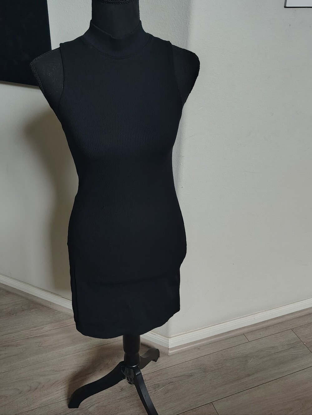 Abercrombie & Fitch Black Sleeveless Mock-Neck Mini Dress Size SP